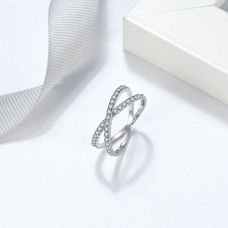 Xio - Criss Cross Ring